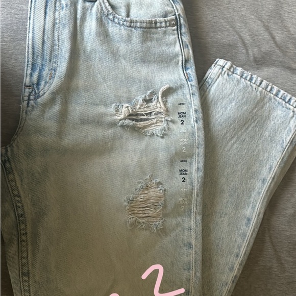 Barely worn American eagle, hollister. Levi pants and shorts.l - Picture 7 of 7